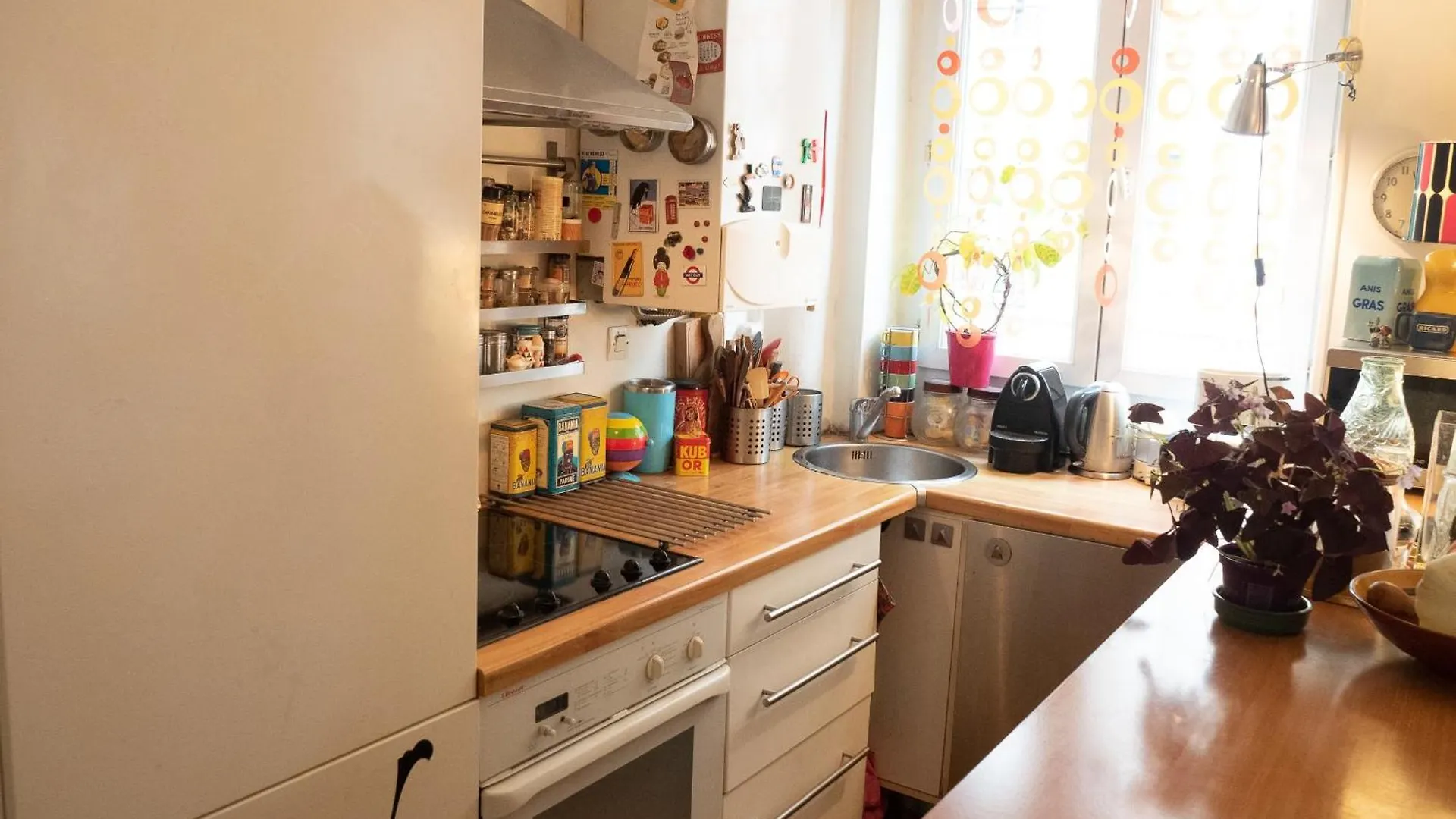 Apartment Authentic And Charming Accommodation Paris
