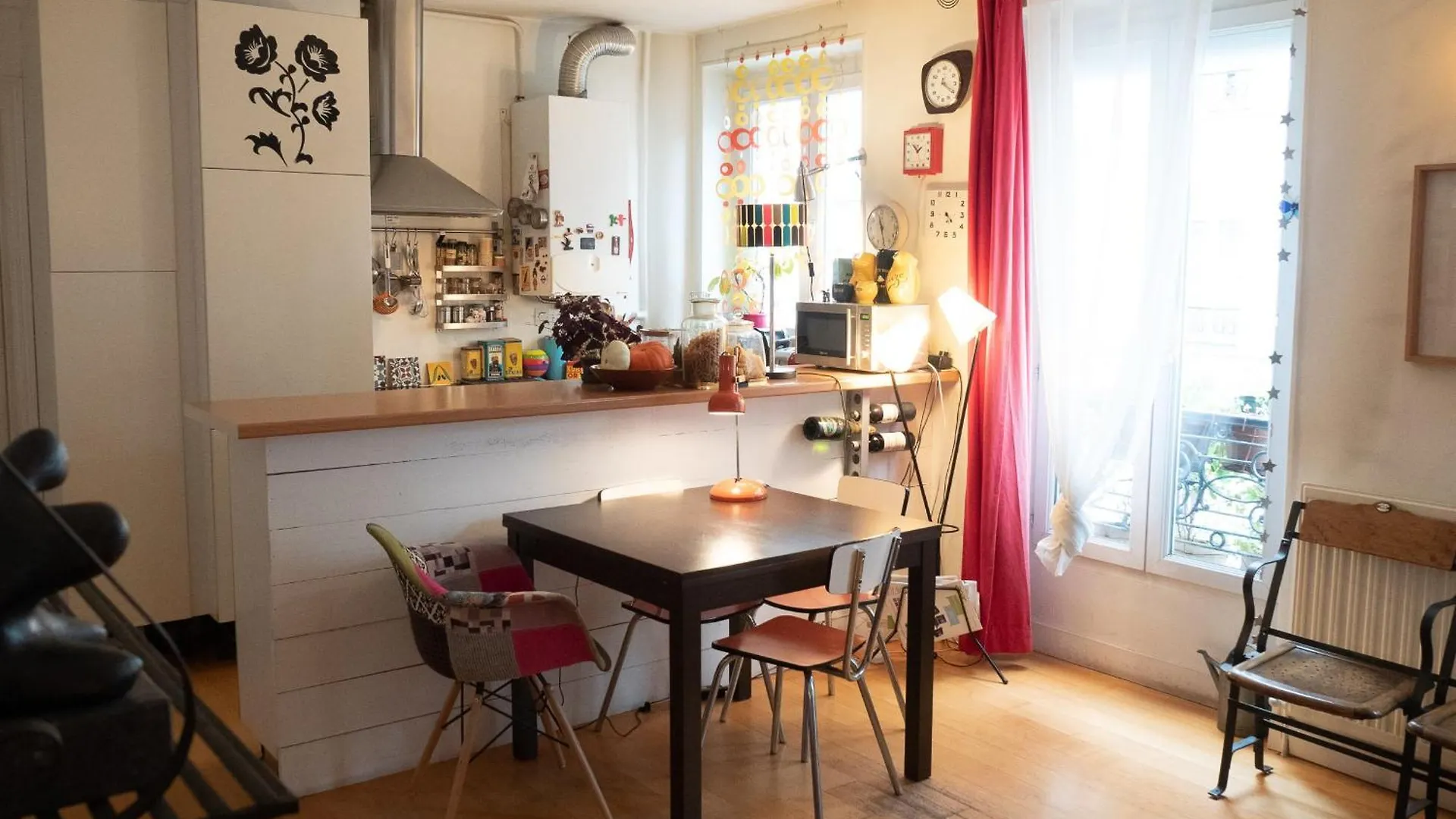Authentic And Charming Accommodation Paris Apartment