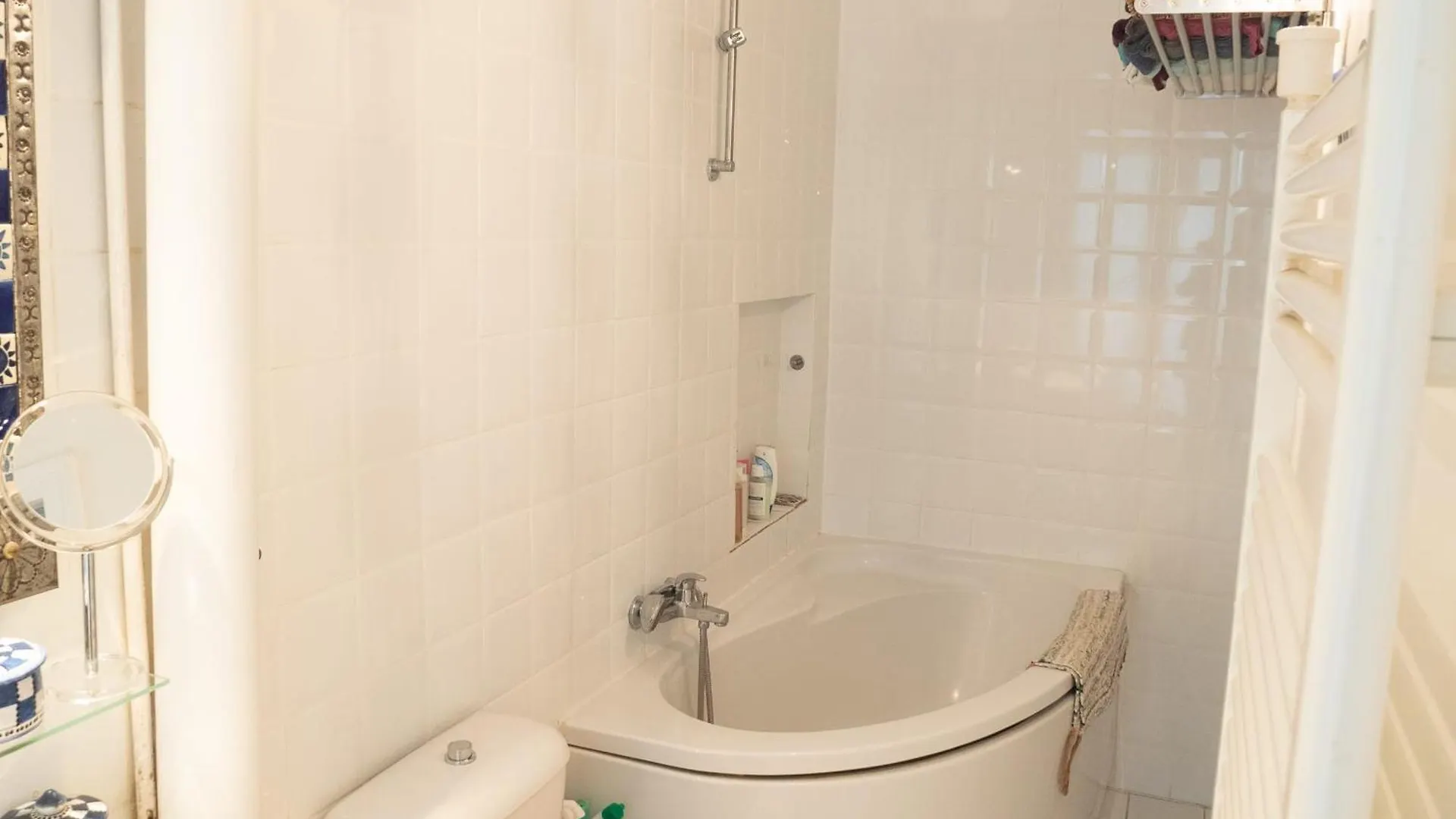 Authentic And Charming Accommodation Paris