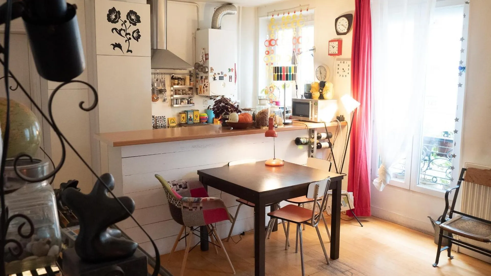 Authentic And Charming Accommodation Paris France