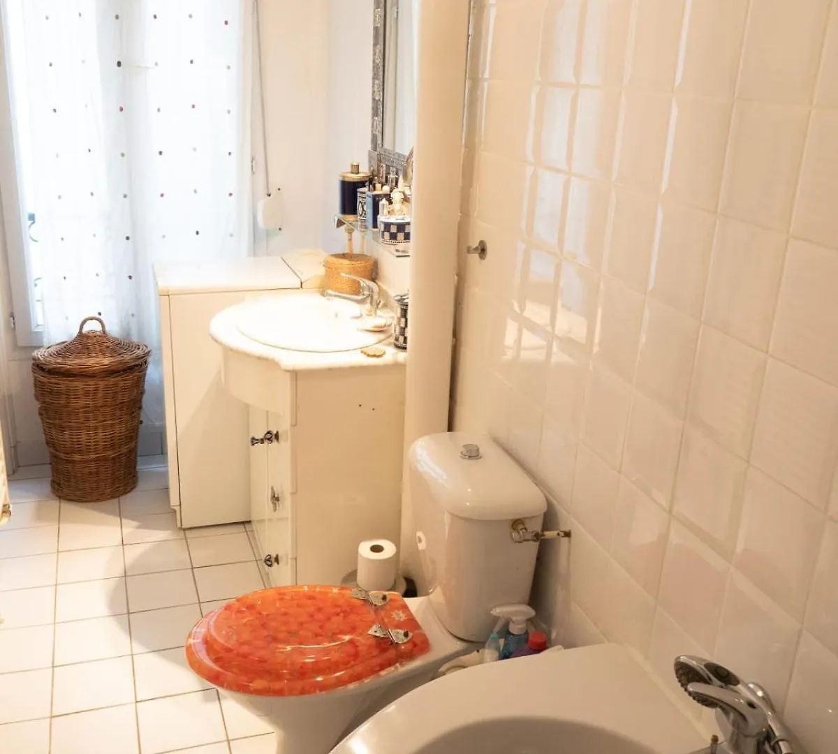 Apartment Authentic And Charming Accommodation Paris